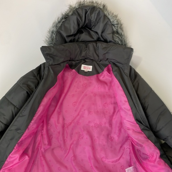 Grey Medium Winter Jacket Coat with Attached Cozy Hood Pink Interior - Picture 9 of 12